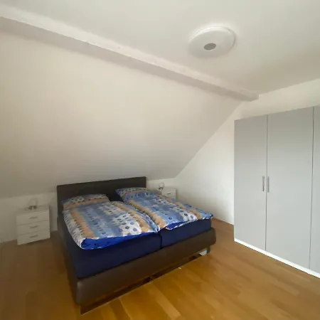Minergie Mit Gratis Tiefgaragenplatz Apartment *
